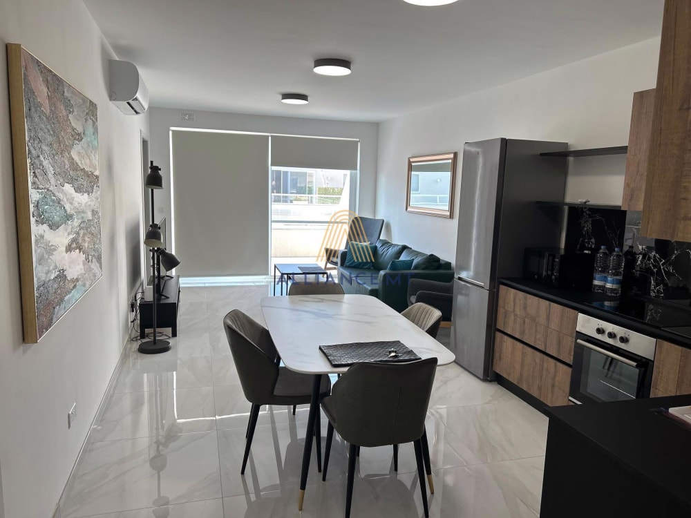 1 Bedroom Penthouse for Rent in St Paul's Bay San Pawl il-Bahar — St Paul's Bay San Pawl il-Bahar, Malta