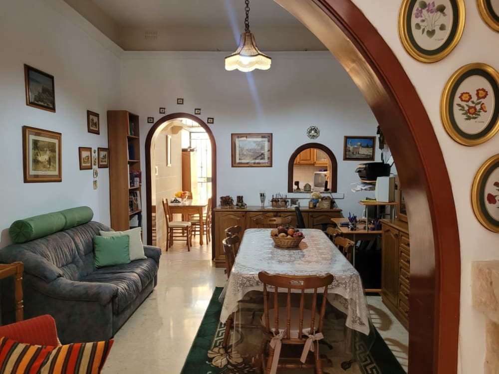 Beautifully Presented 180sqm 3-Bedroom Townhouse in Sliema — Sliema, Malta