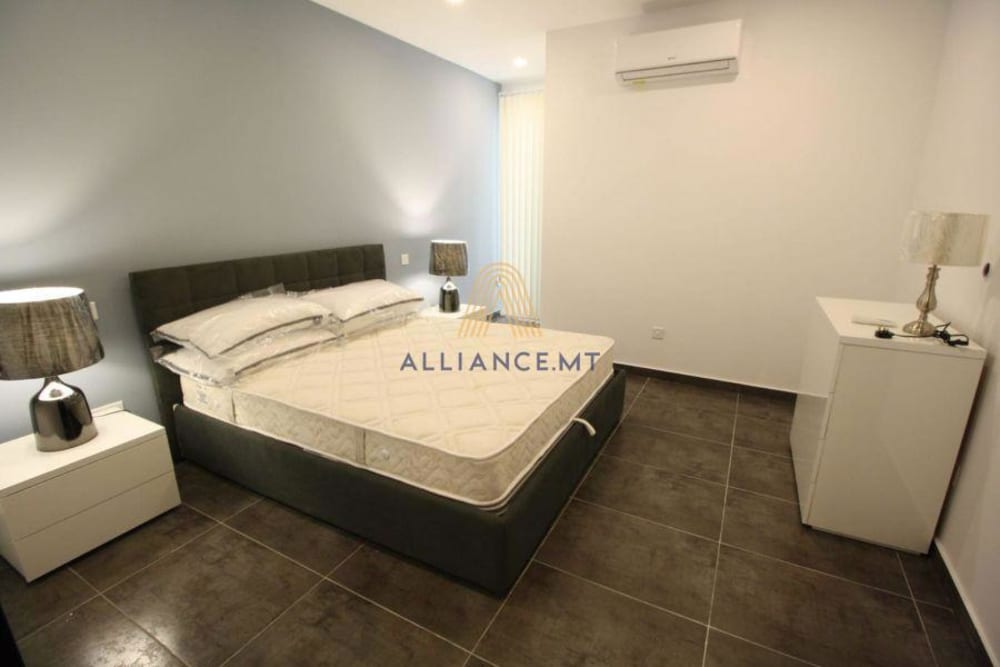 3 Bedroom Apartment for Rent in Qawra — Qawra, Malta