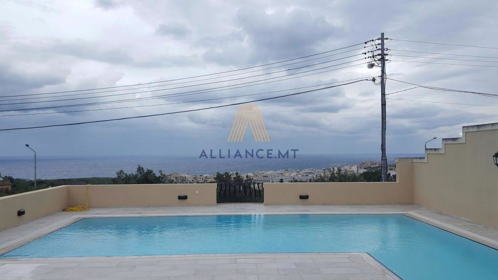 4 Bedroom Villa Semi-Detached for Rent in High Ridge — High Ridge, Malta