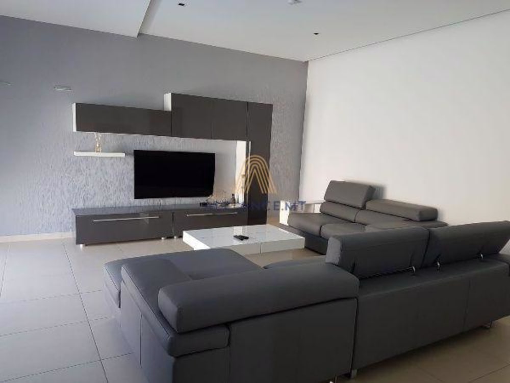 4 Bedroom Villa for Rent in Ibrag — Ibragg, Malta