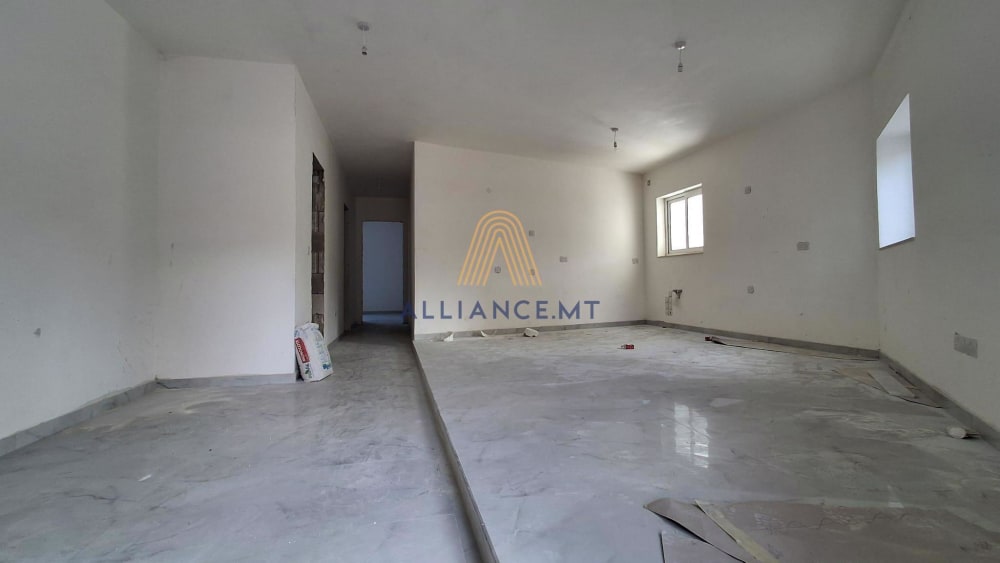 2 Bedroom Maisonette (Ground Floor) for Sale in Bormla Cospicua — Bormla Cospicua, Malta