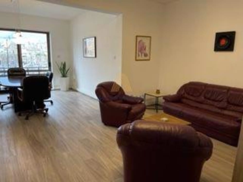 Comm. (4A Financial, Professional & Other Offices) for Rent in Pieta — Pieta, Malta