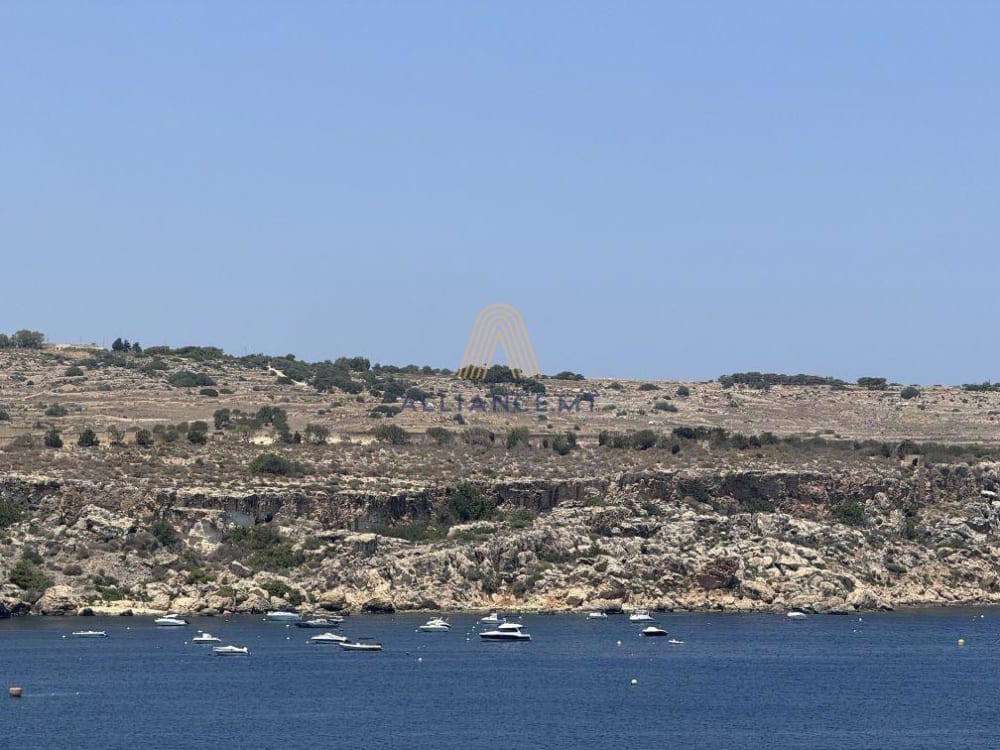 2 Bedroom Penthouse for Sale in St Paul's Bay San Pawl il-Bahar — St Paul's Bay San Pawl il-Bahar, Malta