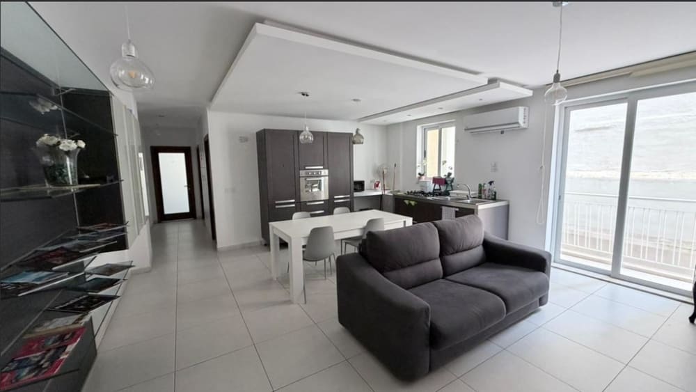 St Julians Apartment — St Julian's, Malta