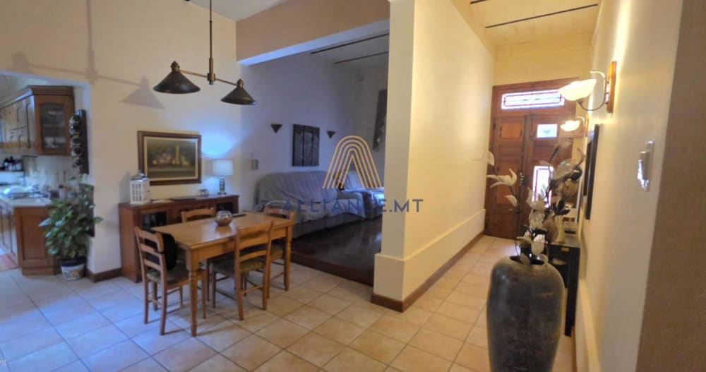 3 Bedroom Townhouse for Sale in Bormla Cospicua — Bormla Cospicua, Malta