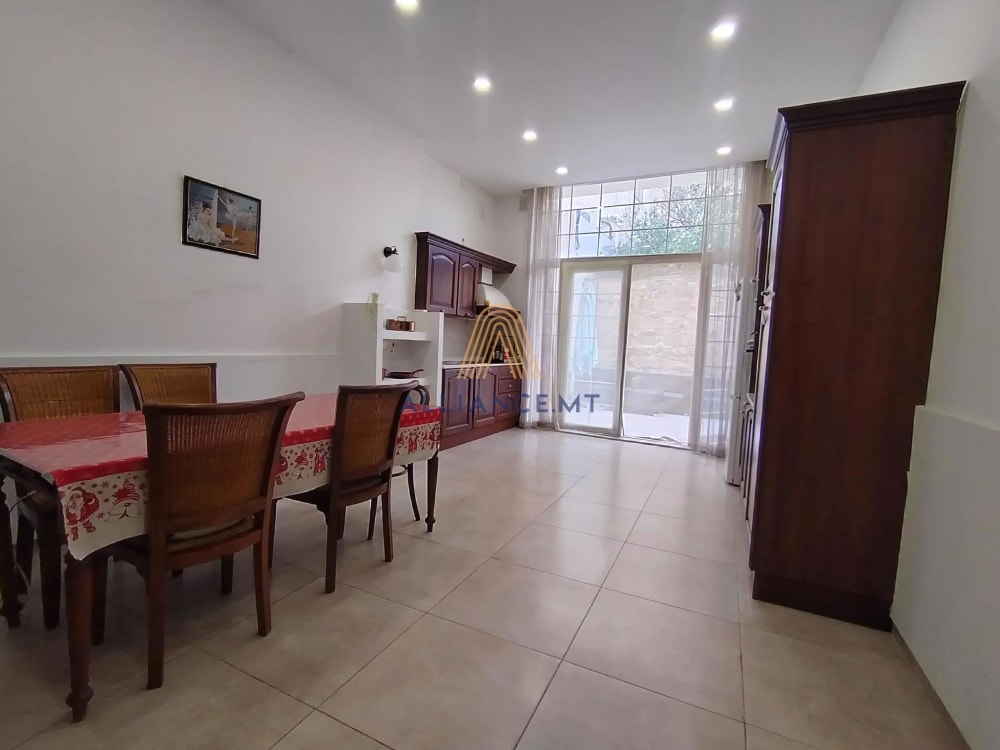 5 Bedroom Townhouse for Sale in Sliema — Sliema, Malta