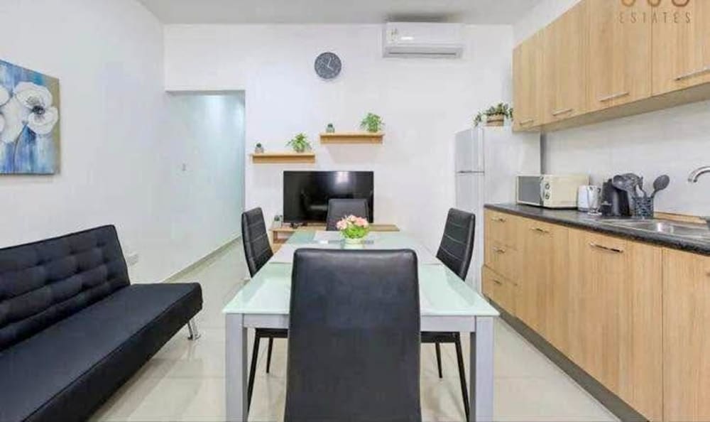 Gzira Maisonette — Gzira, Malta