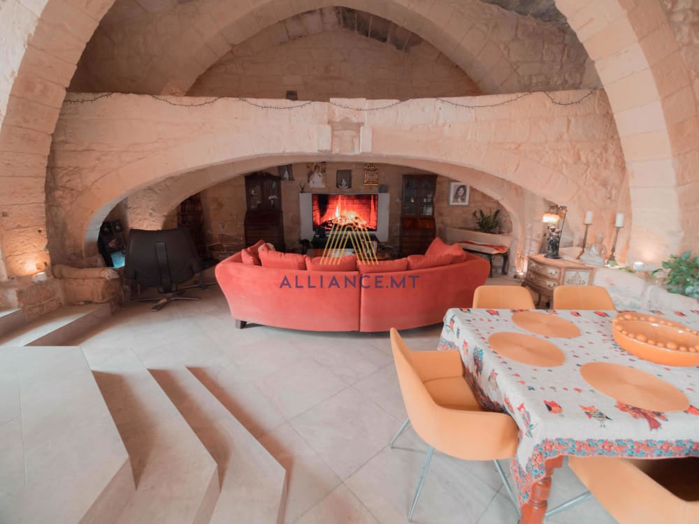 House of Character in Qormi — Qormi, Malta