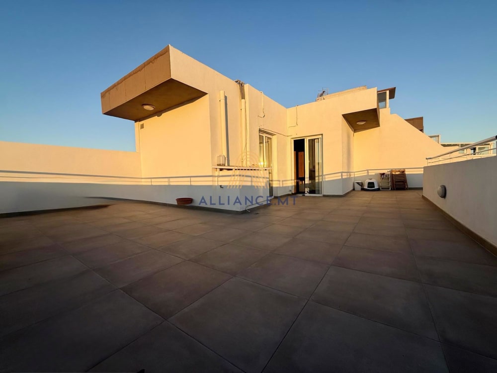 3 Bedroom Penthouse for Sale in Zejtun — Zejtun, Malta