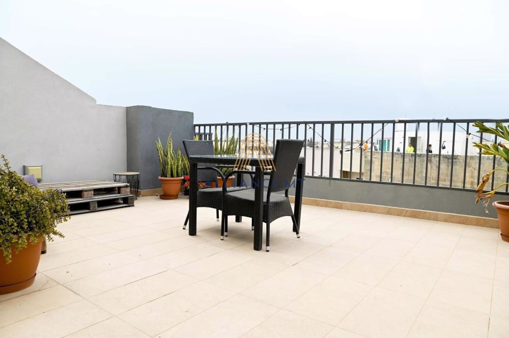 2 Bedroom Penthouse for Rent in Swatar Birkirkara — Swatar, Malta