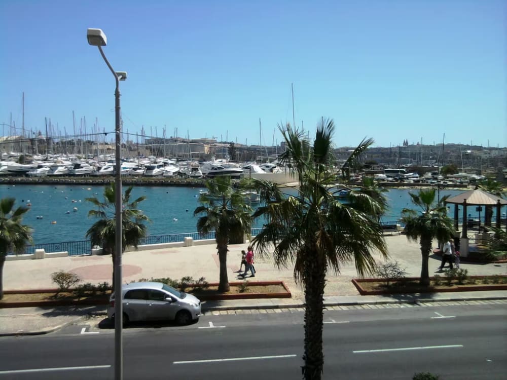 Gzira Apartment — Gzira, Malta