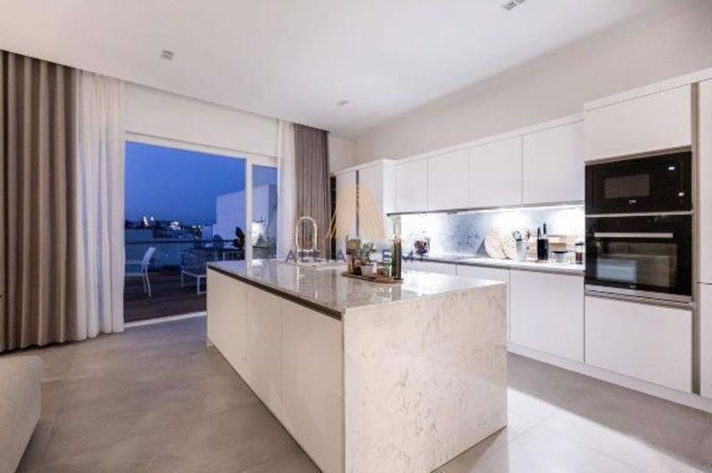 3 Bedroom Penthouse for Rent in Gzira — Gzira, Malta