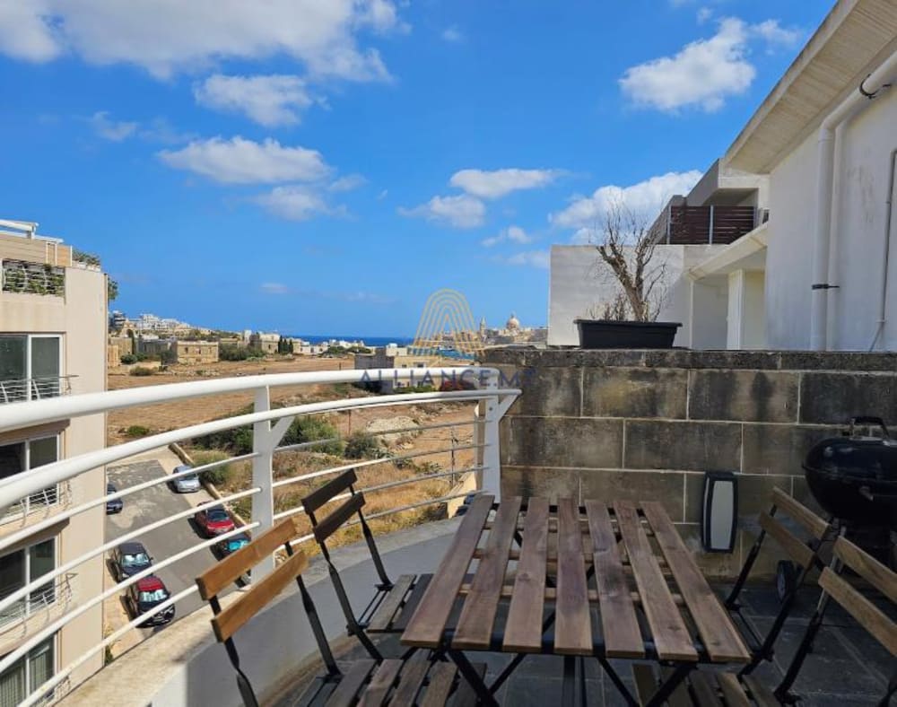1 Bedroom Penthouse for Rent in Ta' Xbiex — Ta' Xbiex, Malta