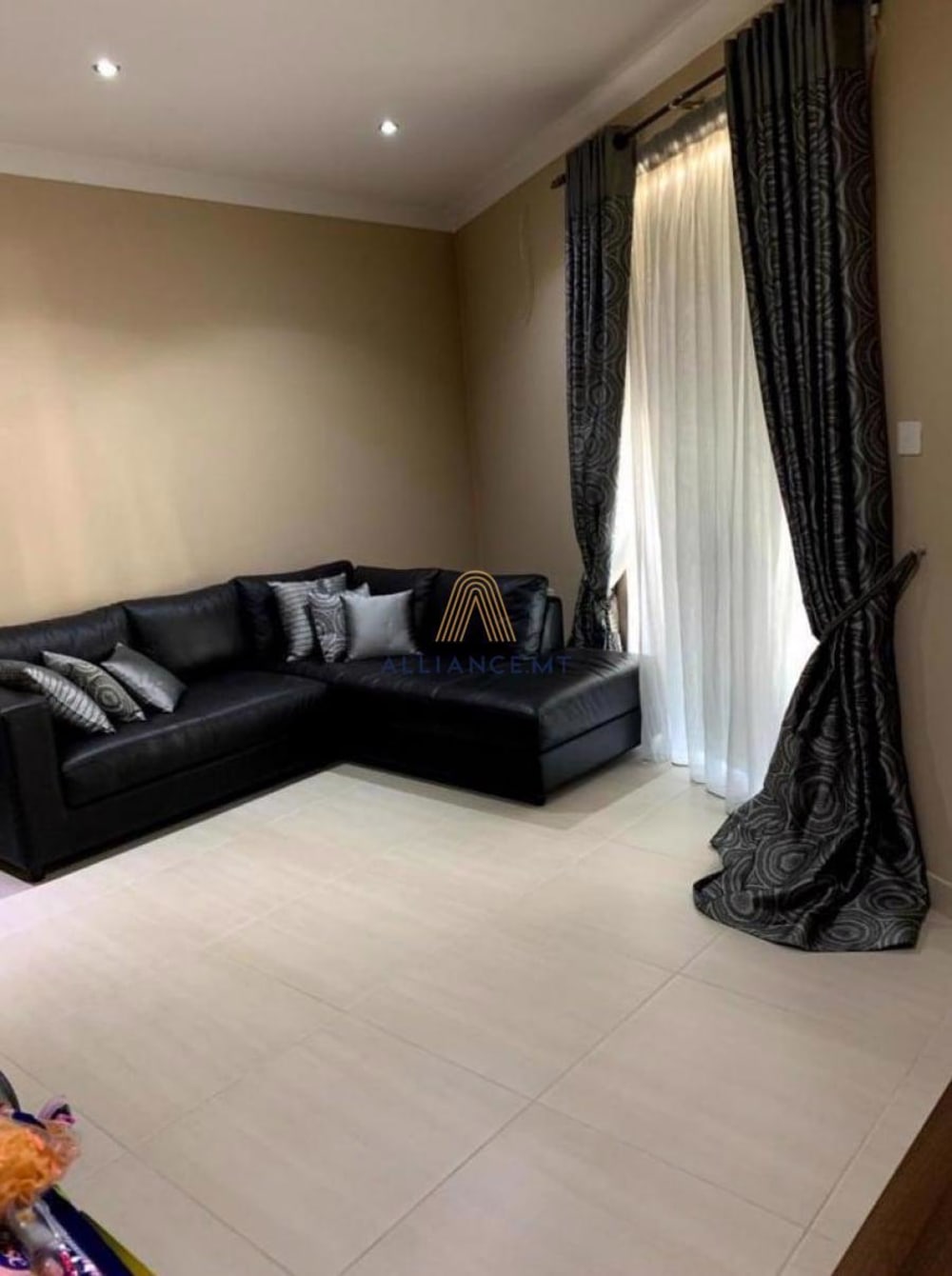 2 Bedroom Apartment for Rent in Birzebbuga — Birzebbuga, Malta