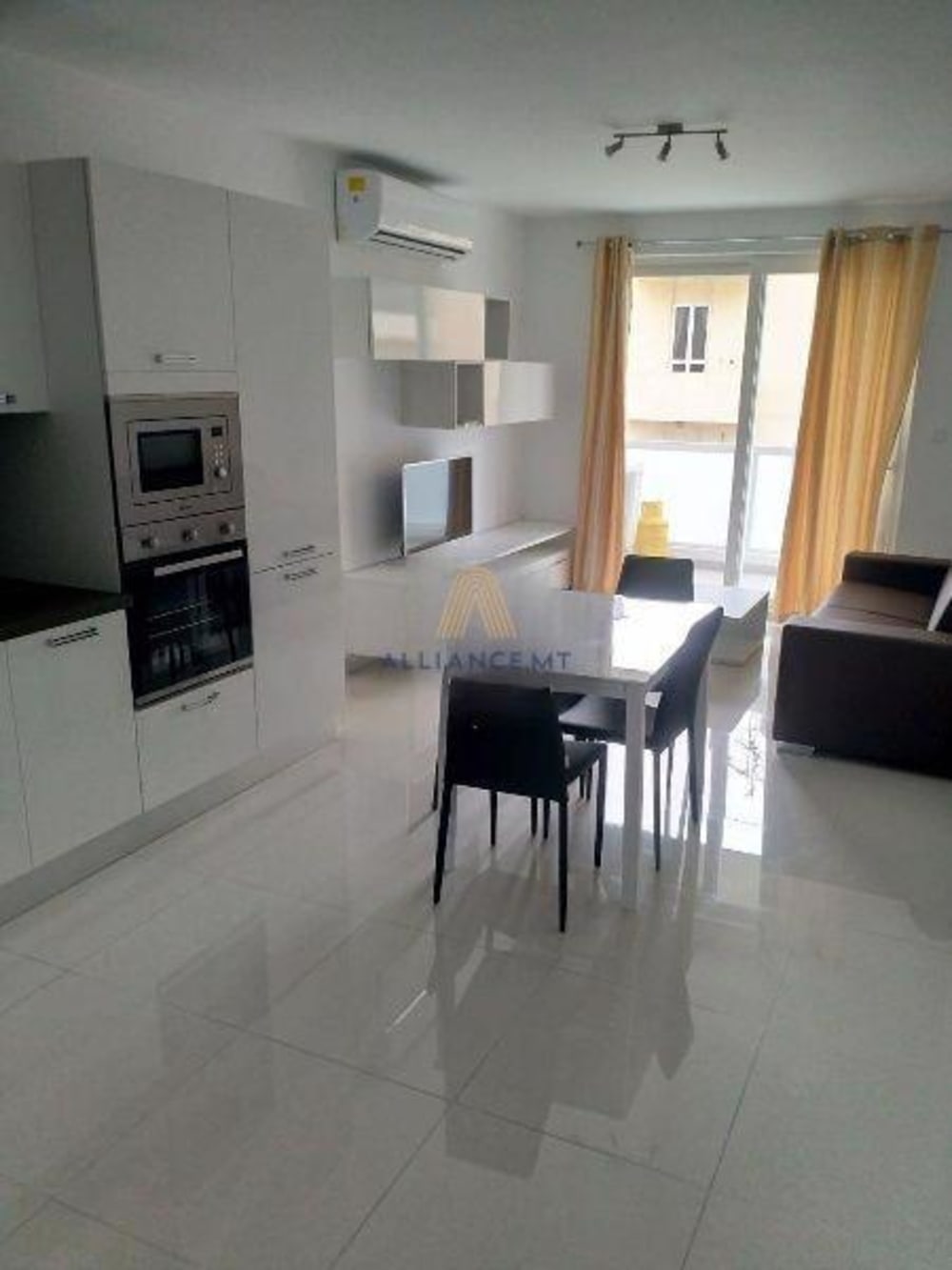 2 Bedroom Apartment for Rent in St Paul's Bay San Pawl il-Bahar — St Paul's Bay San Pawl il-Bahar, Malta