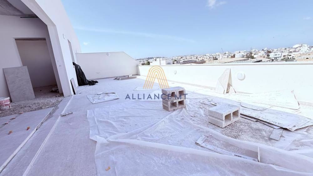 3 Bedroom Penthouse for Sale in Attard — Attard, Malta