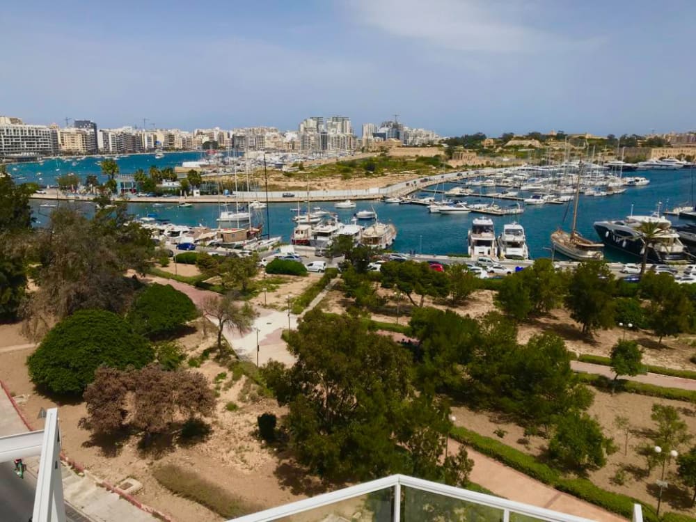 Gzira Penthouse — Gzira, Malta
