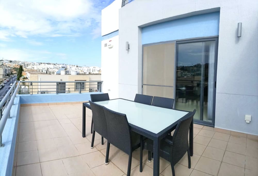 Swieqi Maisonette — Swieqi, Malta