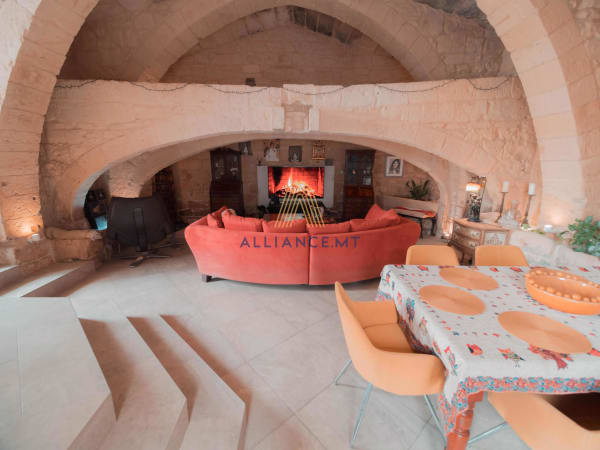 House of Character in Qormi — Qormi, Malta