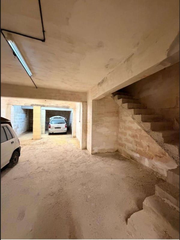 Gzira Warehouse — Gzira, Malta