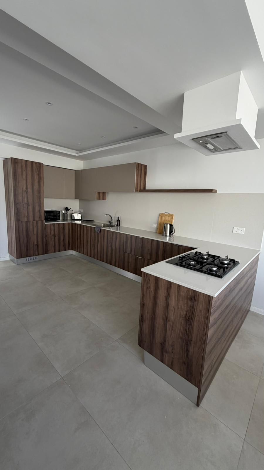 Modern Well-Presented 3-Bedroom Apartment in Gharghur — photo 3