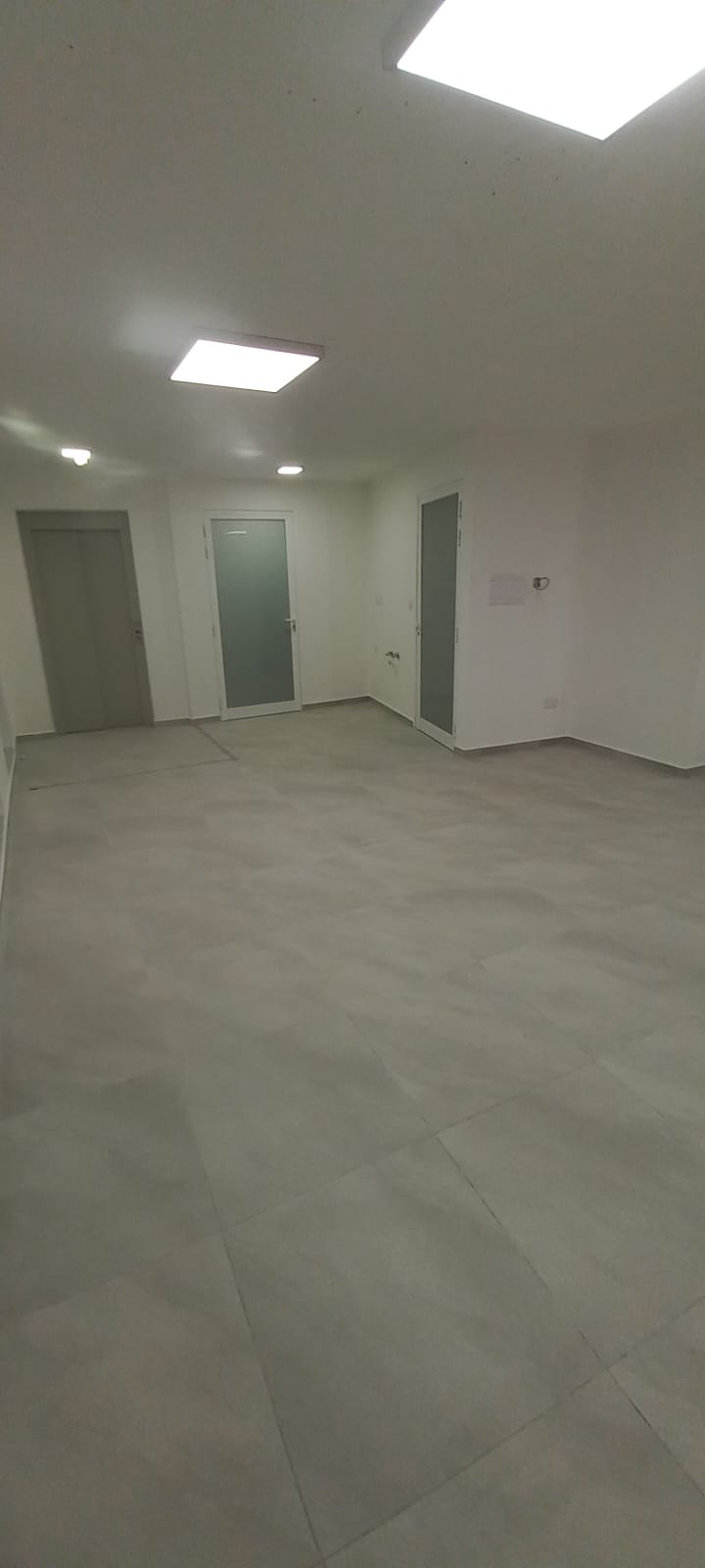 Stunning Seafront 110 sqm Modern Office in Marsa — Marsa, Malta — photo 4