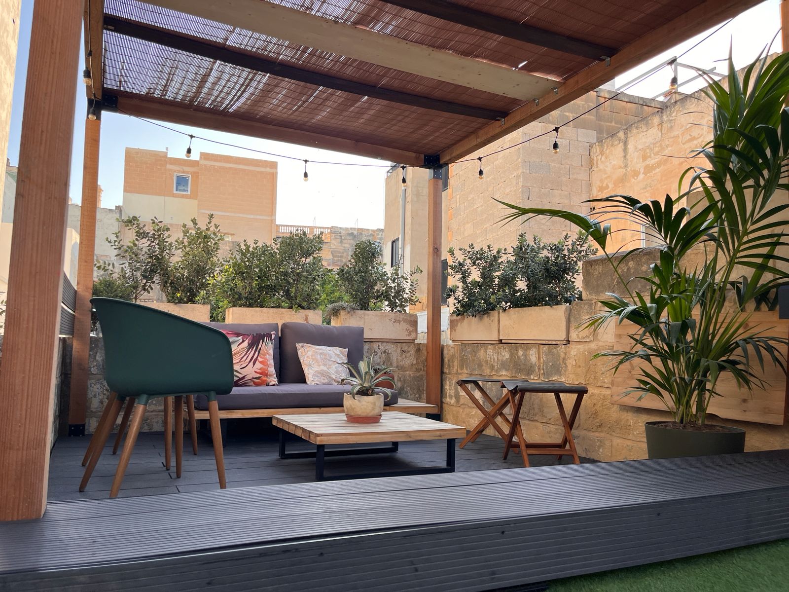 Charming Designer Finished 2-Bedroom Townhouse in Bormla