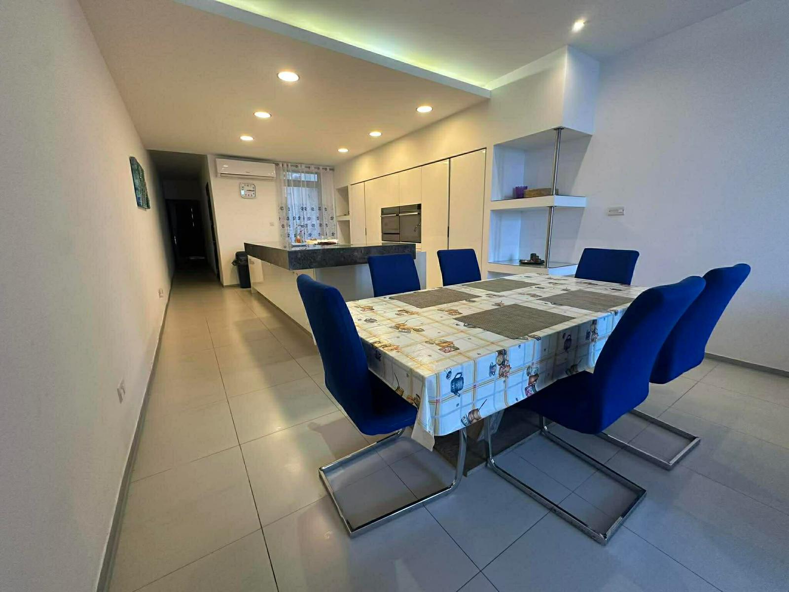 Stunning Direct Seafront 3-Bedroom Maisonette in Mellieha For Sale — photo 3