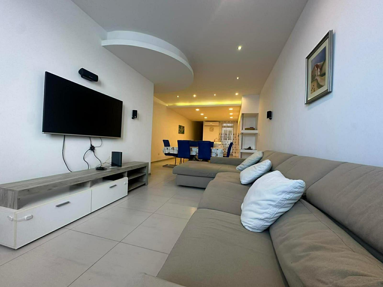 Stunning Direct Seafront 3-Bedroom Maisonette in Mellieha For Sale — photo 2