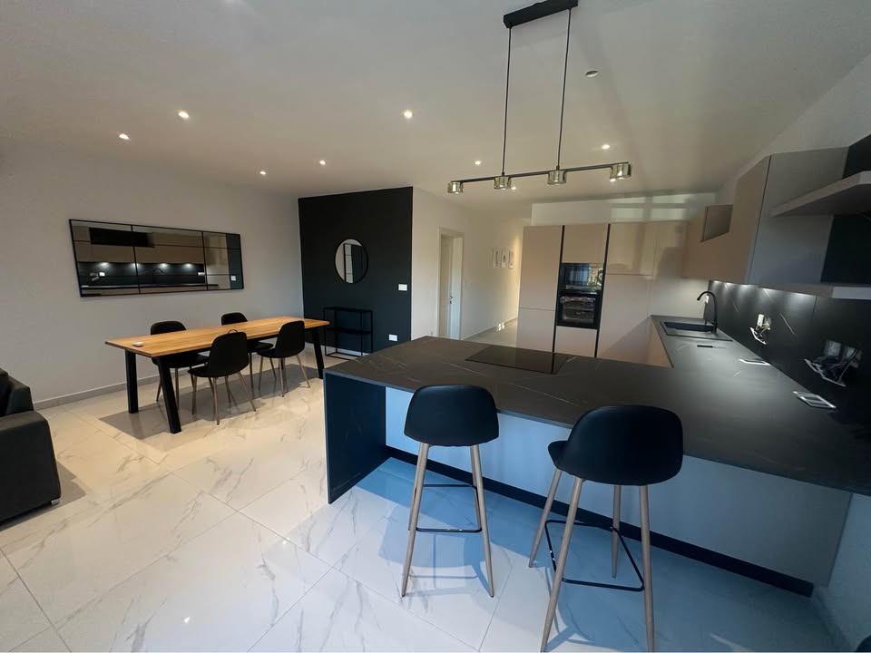 Stunning Modern 3-Bedroom Apartment in Bahar ic-Caghaq — photo 3