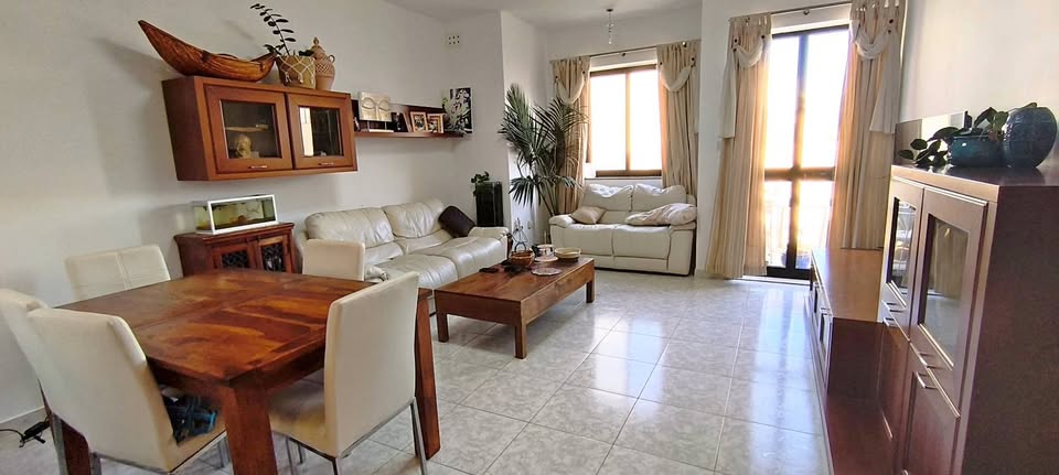 Bright & Spacious 137 sqm 3-Bedroom Apartment in Mqabba — photo 2