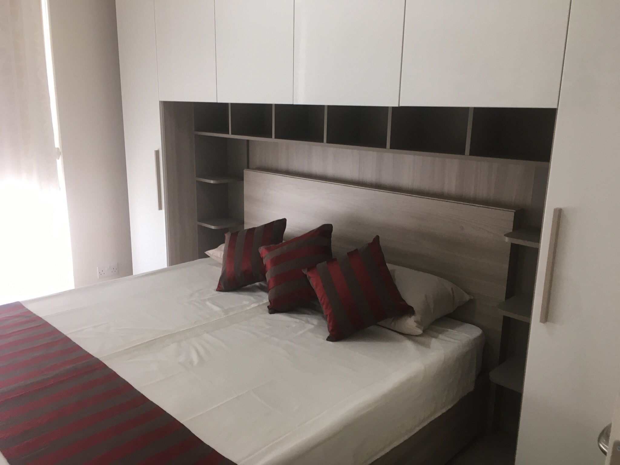 Stylish Modern 2-Bedroom Penthouse in Balzan — photo 2