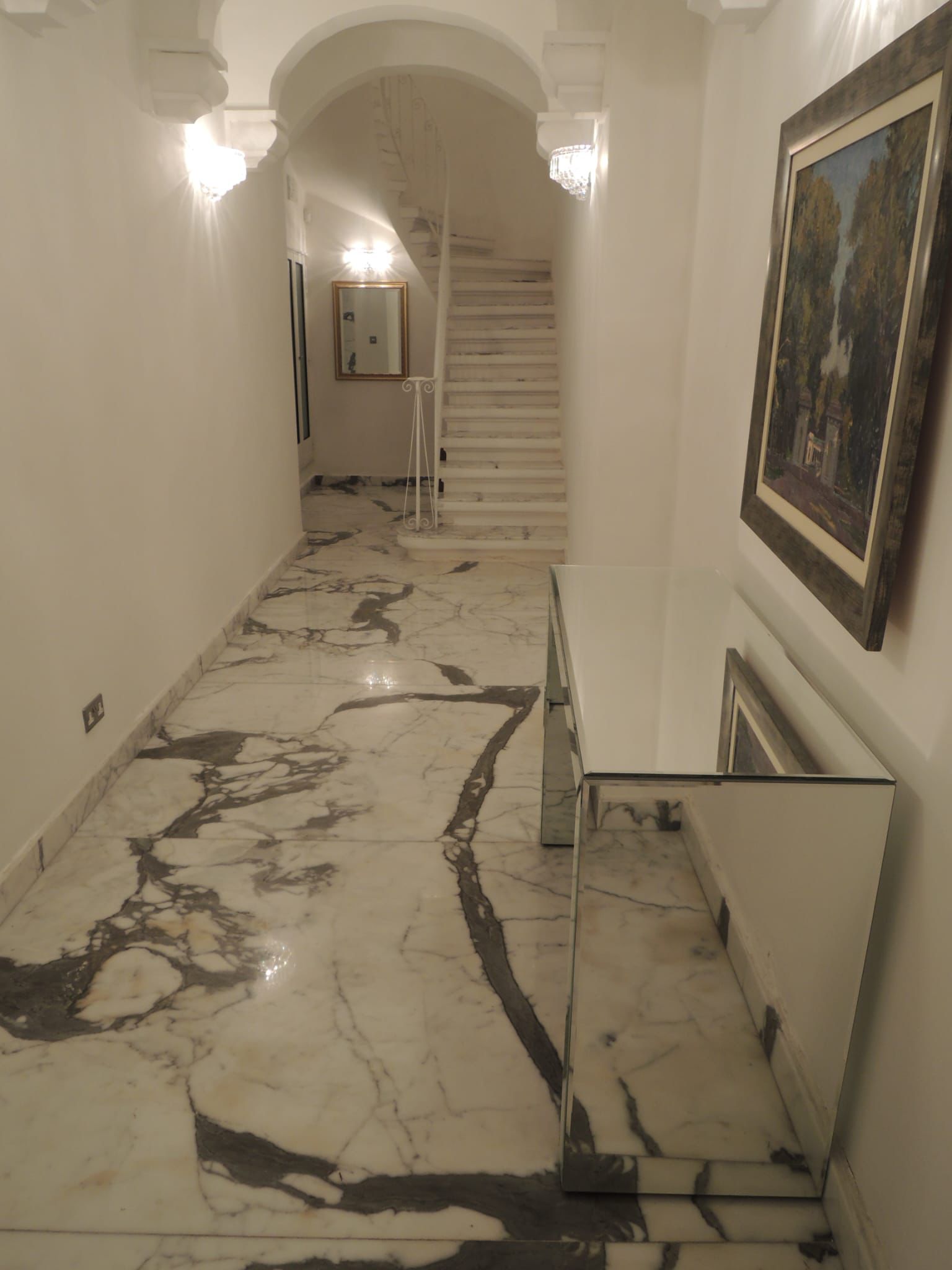 Stunning Townhouse with Panoramic Grand Harbour Views in Valletta — photo 3