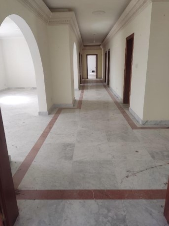 Elegant Detached 577sqm Sea View Bungalow in Prestigious Santa Maria Estate, Mellieha — photo 2