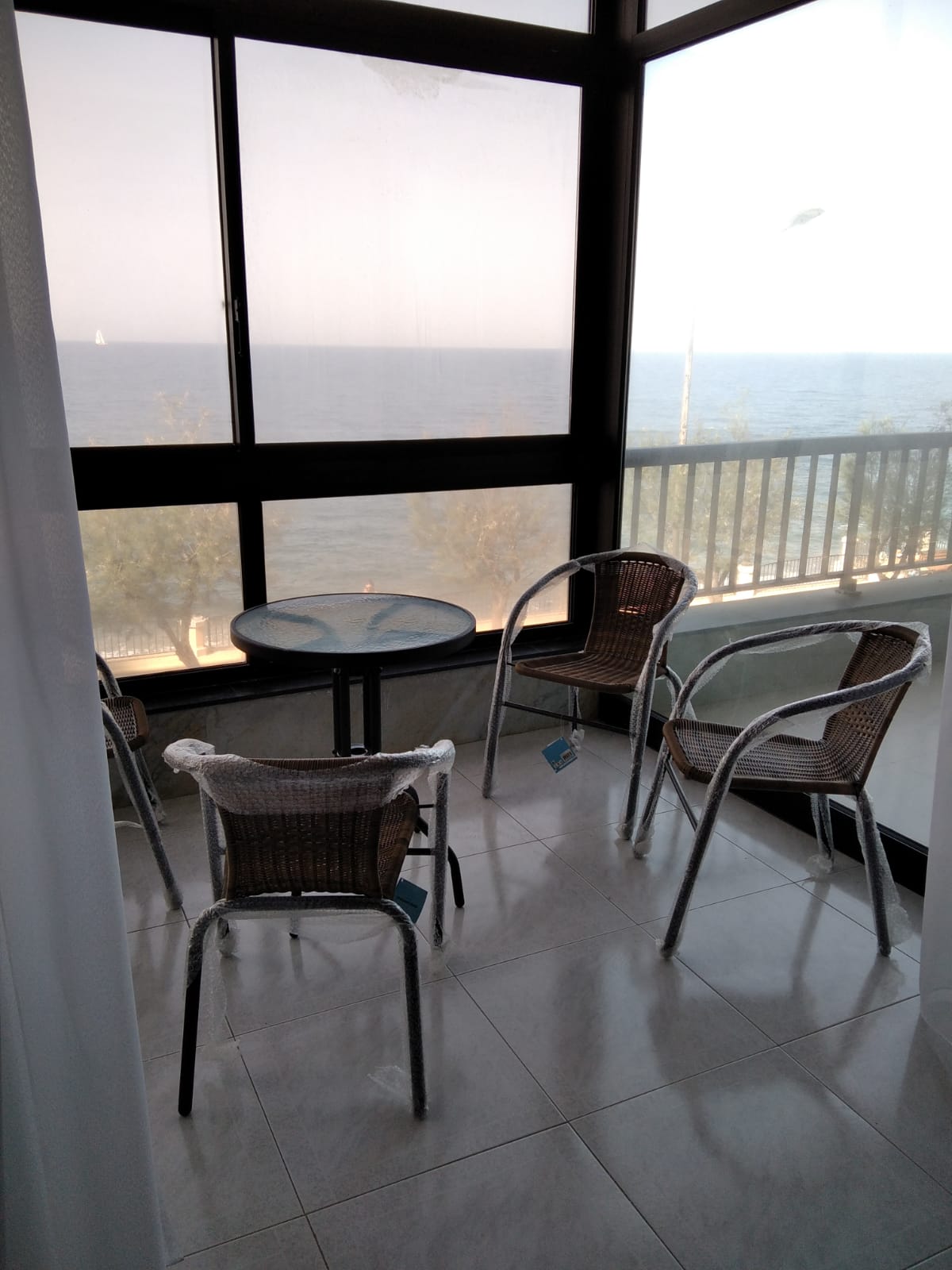 Magnificent Seafront 4-Bedroom Apartment in Sliema — photo 3