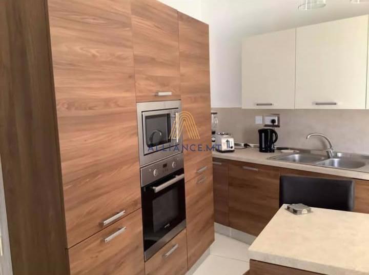 2 Bedroom Penthouse for Rent in Attard — Attard, Malta — photo 4