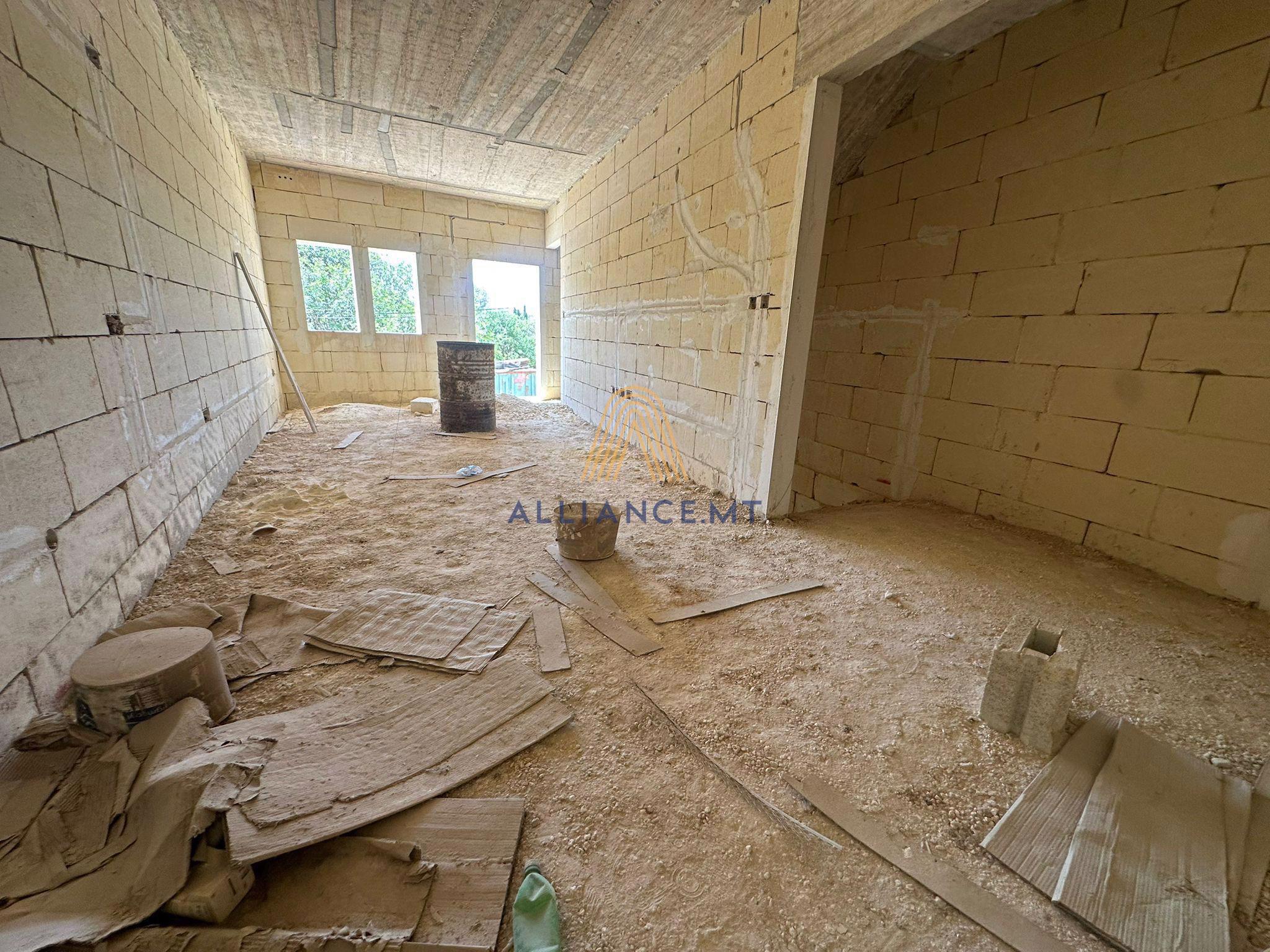 3 Bedroom Maisonette (1st Floor) for Sale in Rabat — Rabat, Malta — photo 4