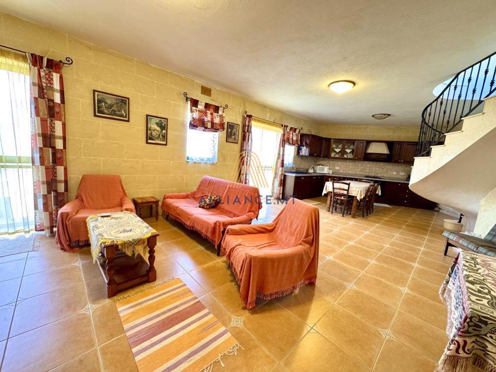 3 Bedroom Penthouse for Sale in Gozo Kercem [SPTH665279]