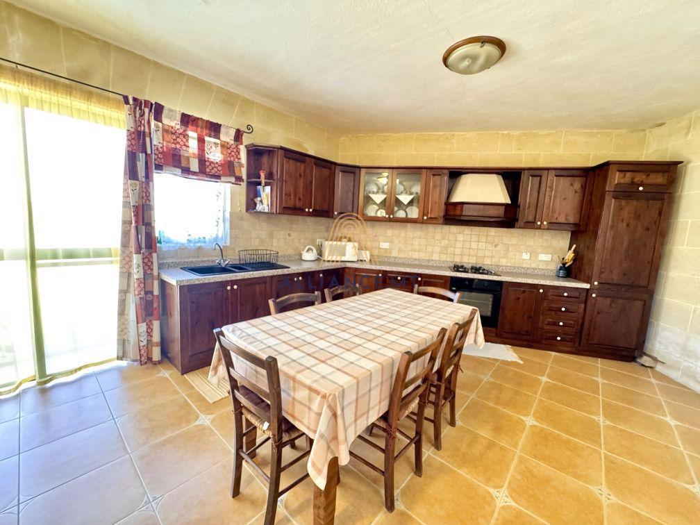 3 Bedroom Penthouse for Sale in Gozo Kercem — Gozo Kercem, Malta — photo 4