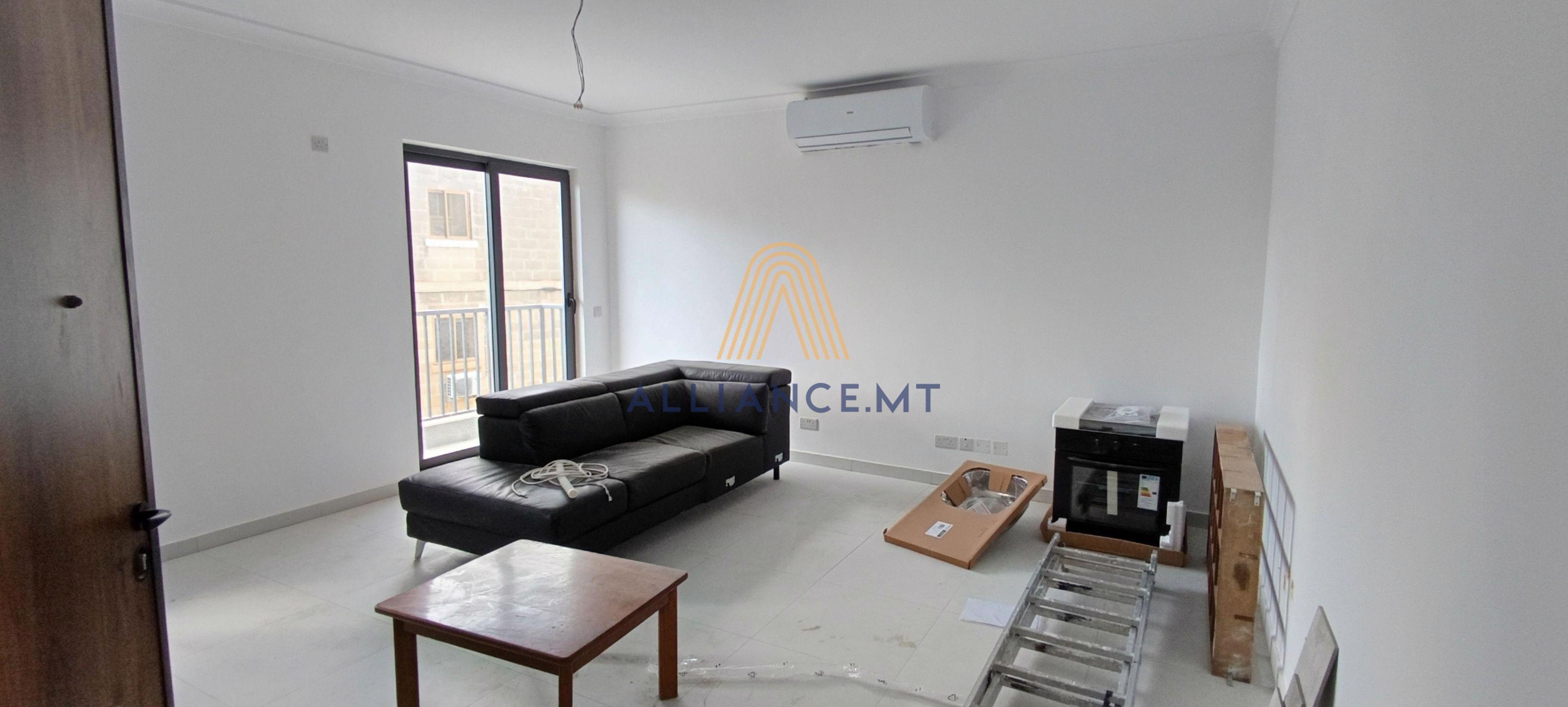 3 Bedroom Apartment for Rent in Marsa [LAPT646262]