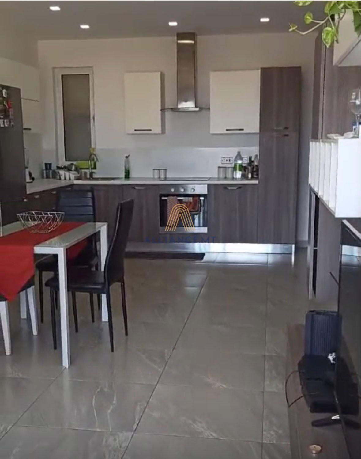 2 Bedroom Apartment for Rent in Qawra [LAPT201605]