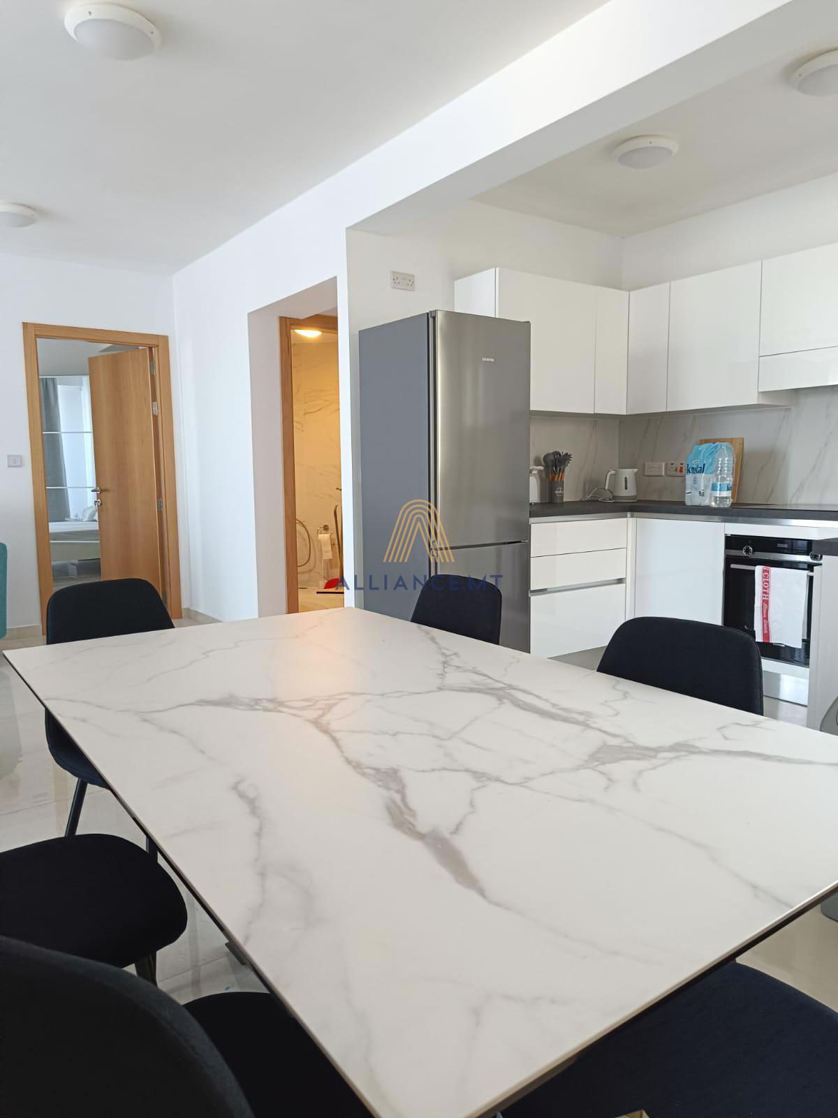 3 Bedroom Penthouse for Rent in Swieqi [LPTH647625]