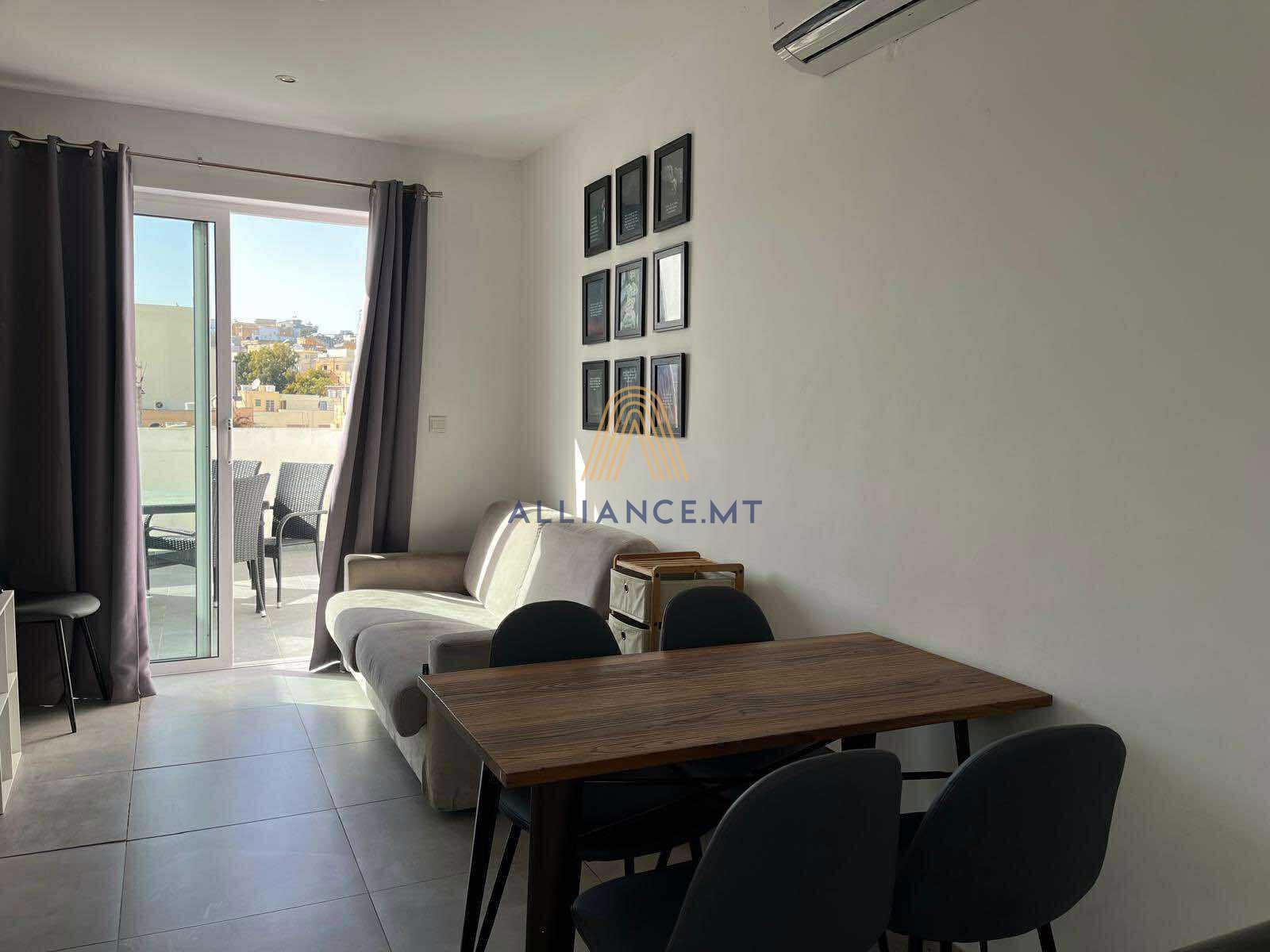 2 Bedroom Penthouse for Rent in Gzira — Gzira, Malta — photo 4