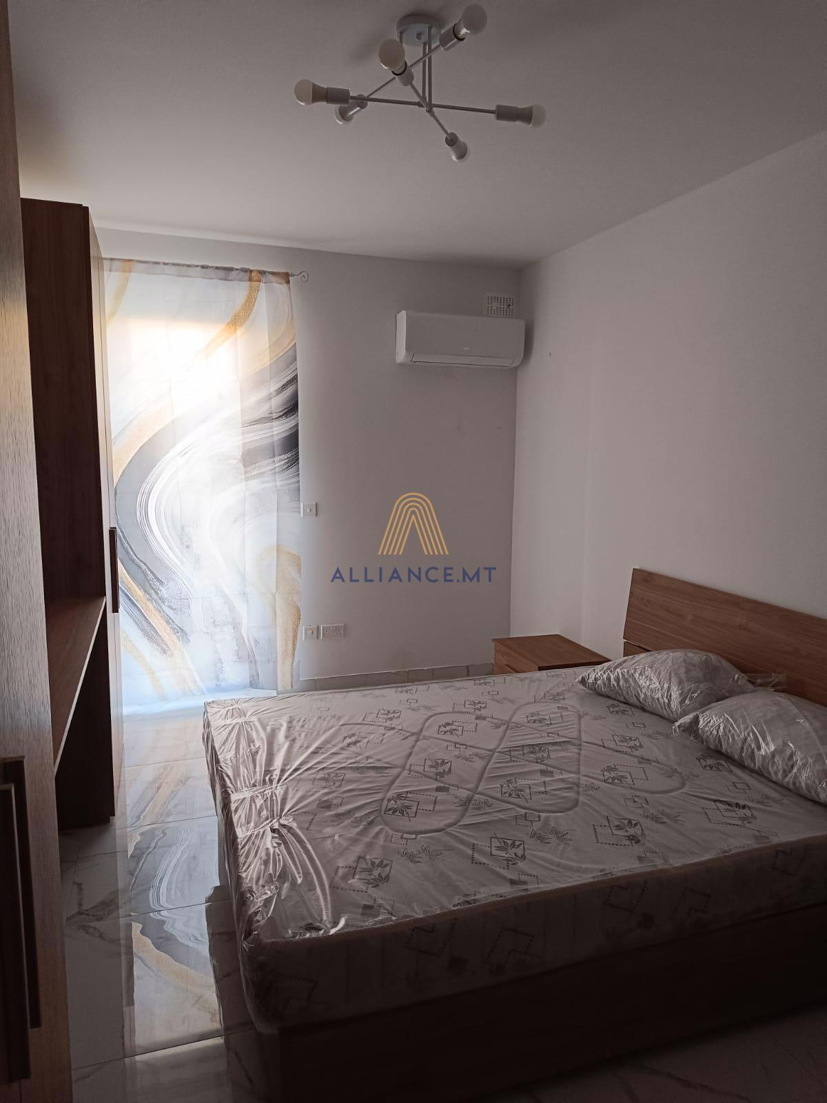 3 Bedroom Apartment for Rent in Birkirkara [LAPT647384]