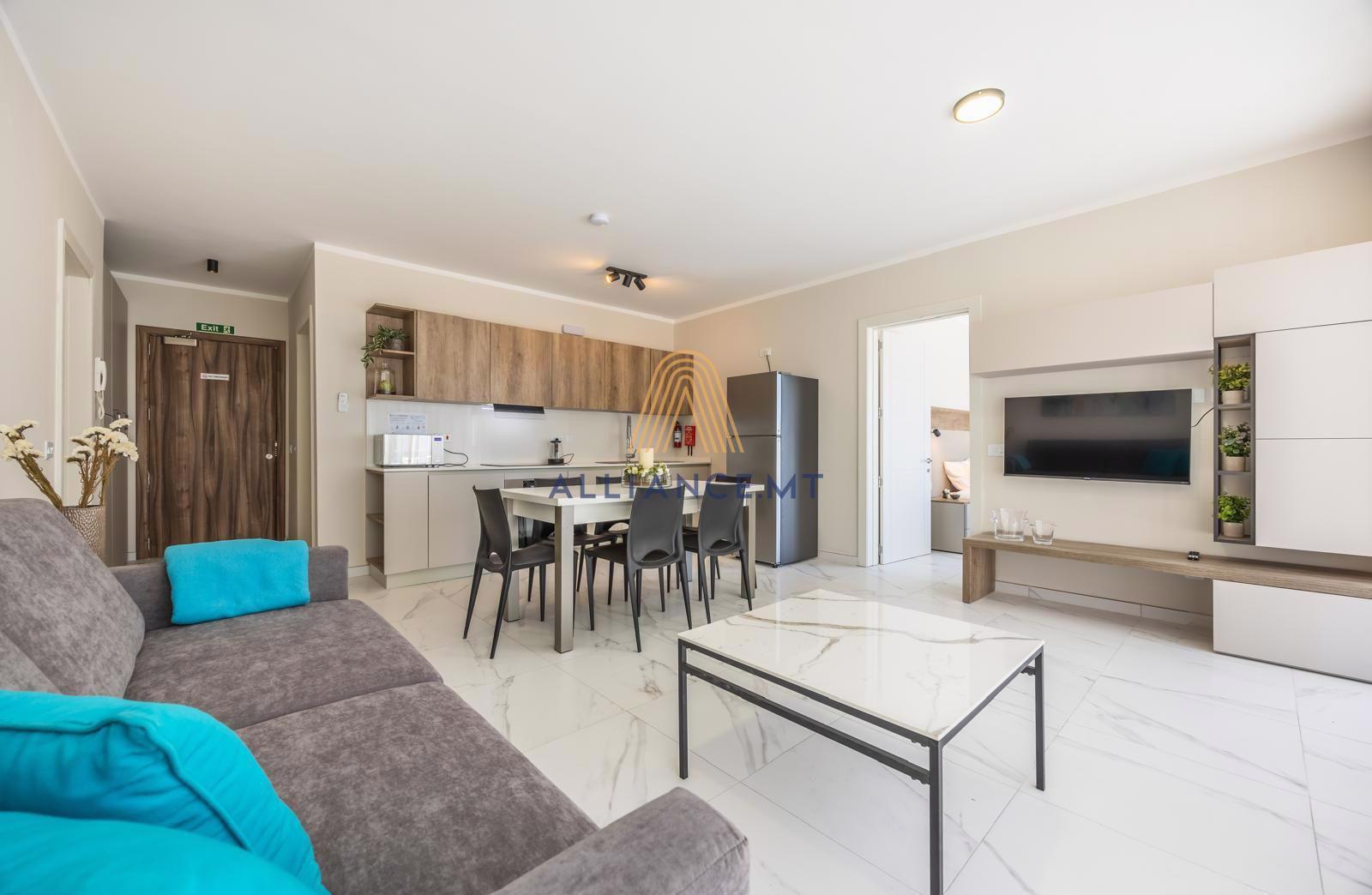 2 Bedroom Penthouse for Rent in Qawra [LPTH647486]