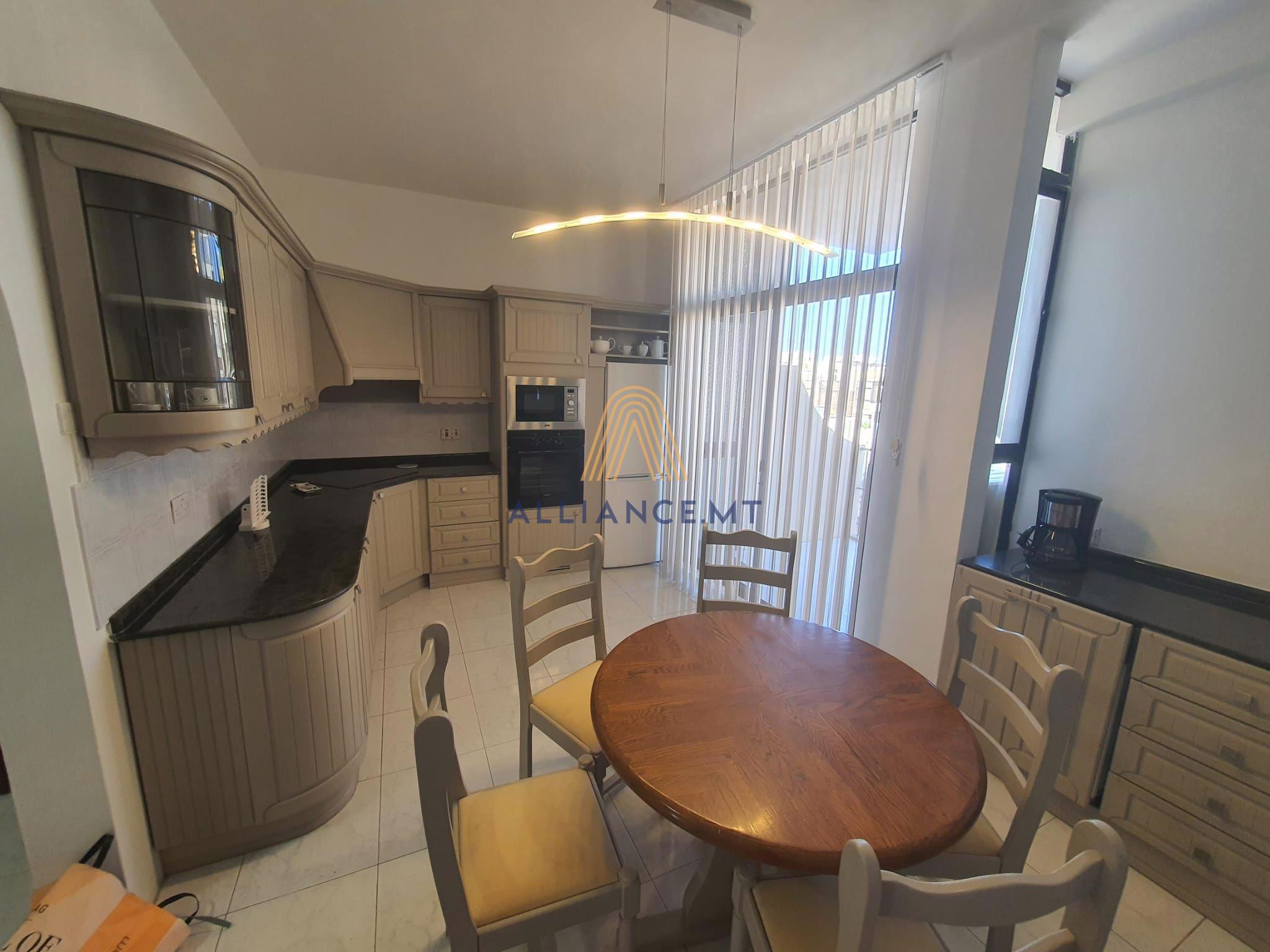 3 Bedroom Apartment for Rent in Sliema [LAPT248506]