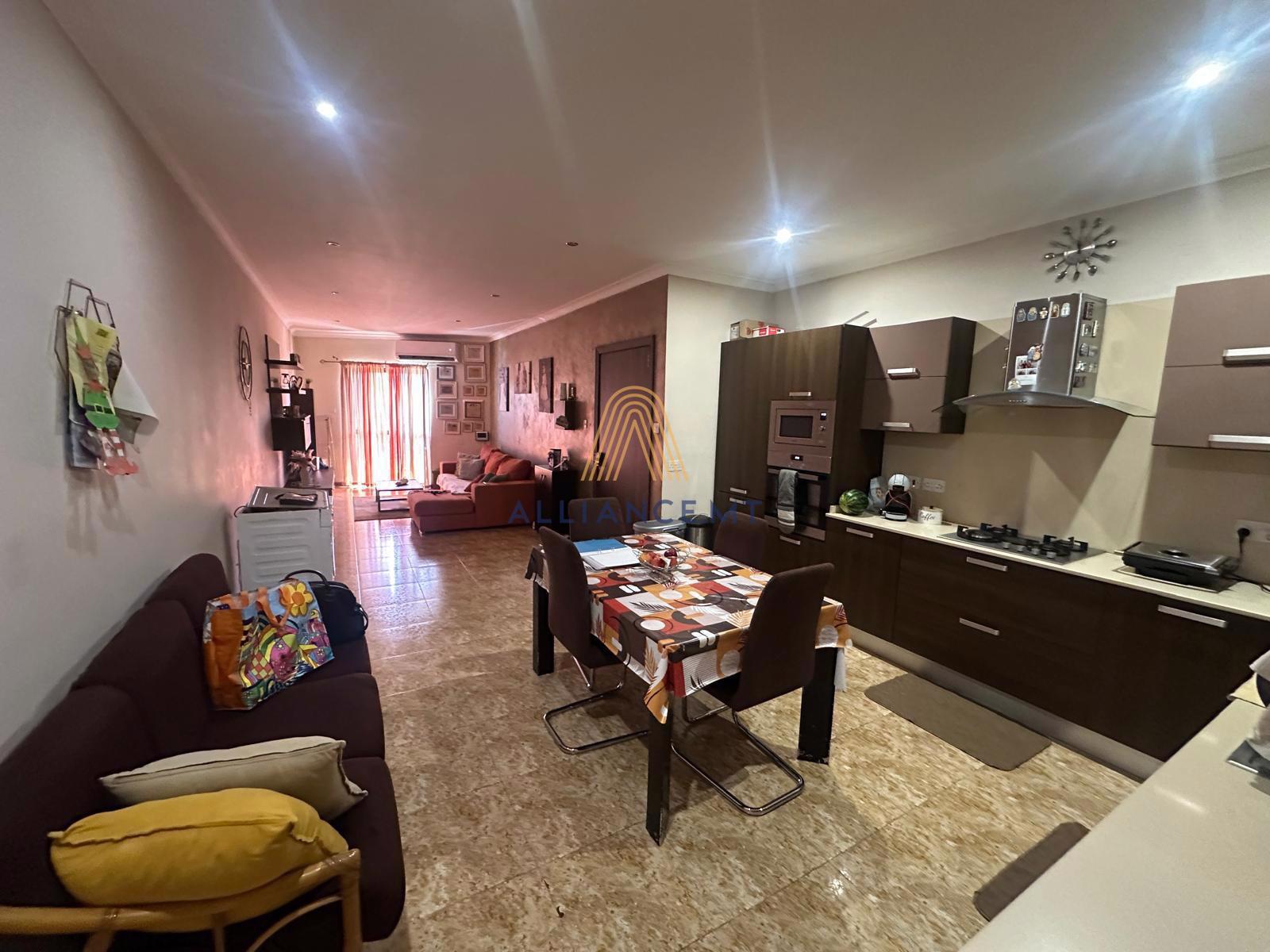 3 Bedroom Apartment for Sale in Paola Rahal Gdid [SAPT667185]