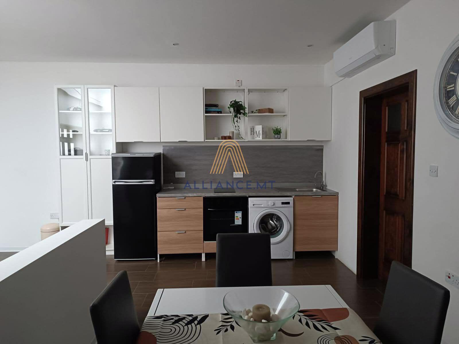 3 Bedroom Apartment for Rent in Zabbar [LAPT646854]