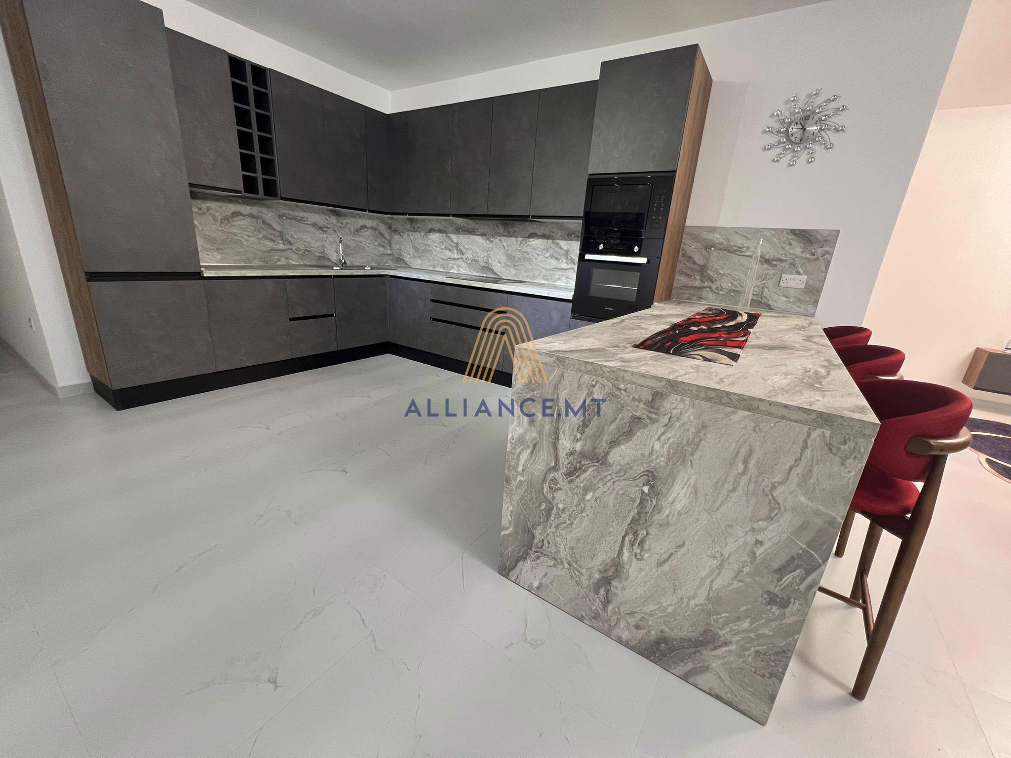 3 Bedroom Apartment for Rent in Luqa [LAPT636781]